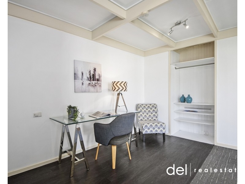 6 Howe Avenue, Dandenong North VIC 3175