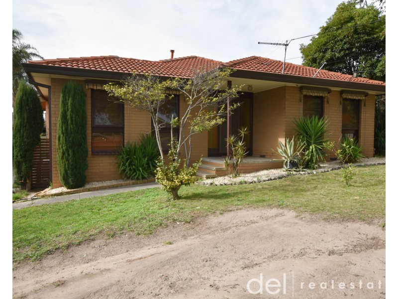 105 Outlook Drive, Dandenong North VIC 3175