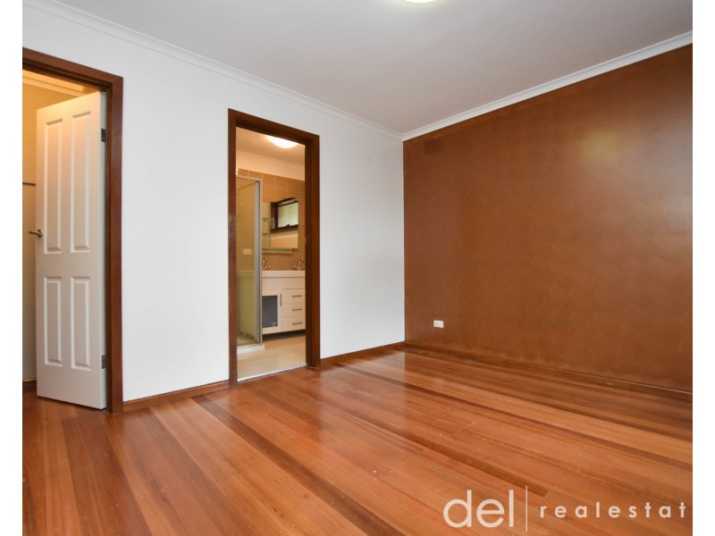 105 Outlook Drive, Dandenong North VIC 3175