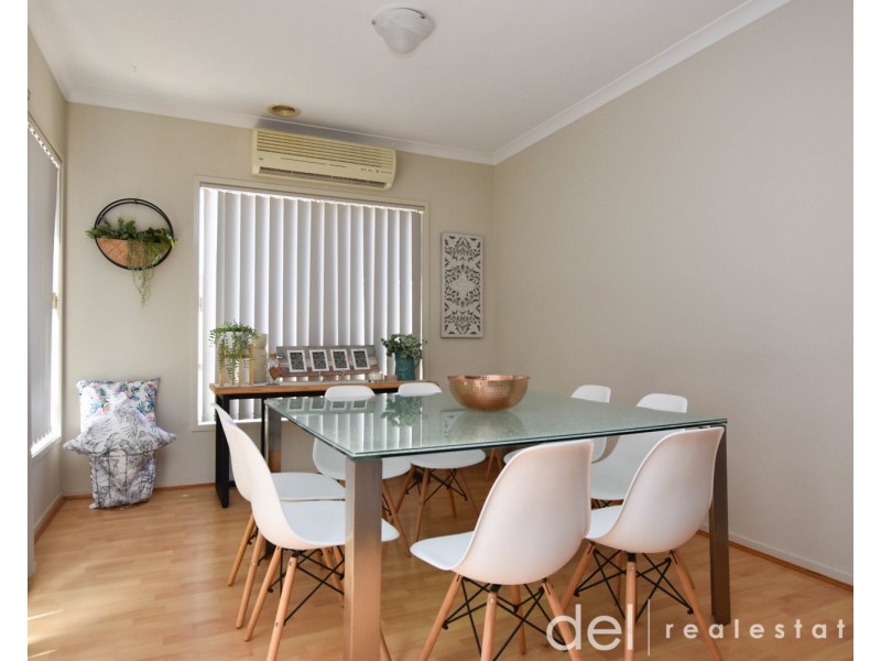 4 Goulburn Place, Pakenham VIC 3810