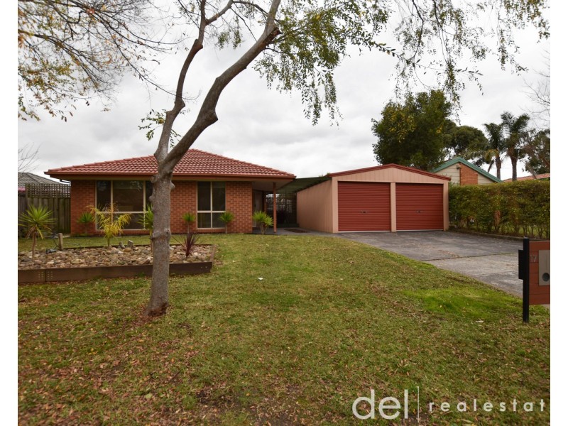 17 Sunnyside Drive, Berwick VIC 3806