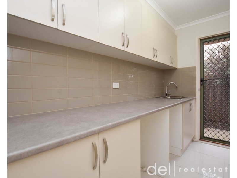 17 Sunnyside Drive, Berwick VIC 3806