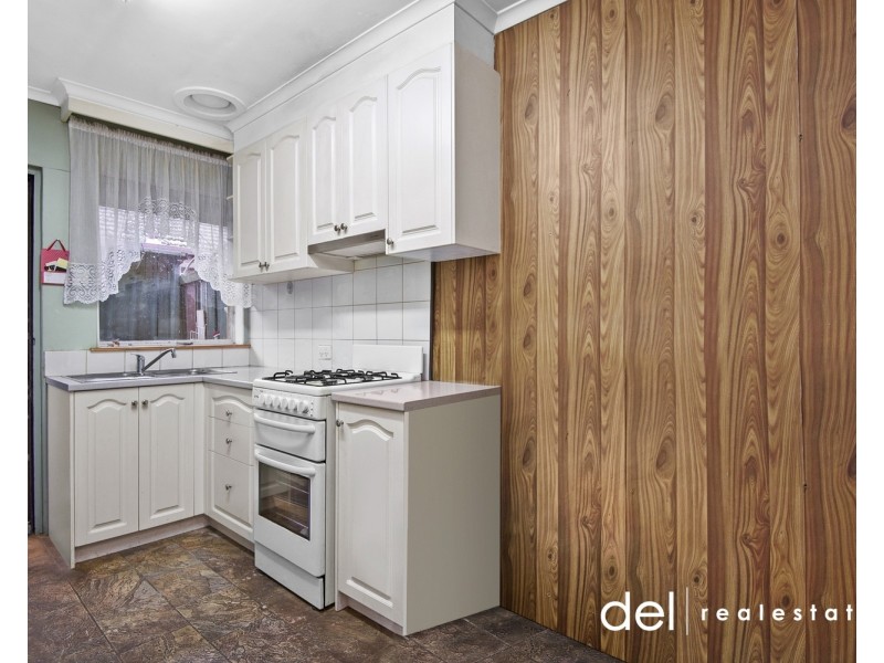 2/12 Brady Road, Dandenong North VIC 3175