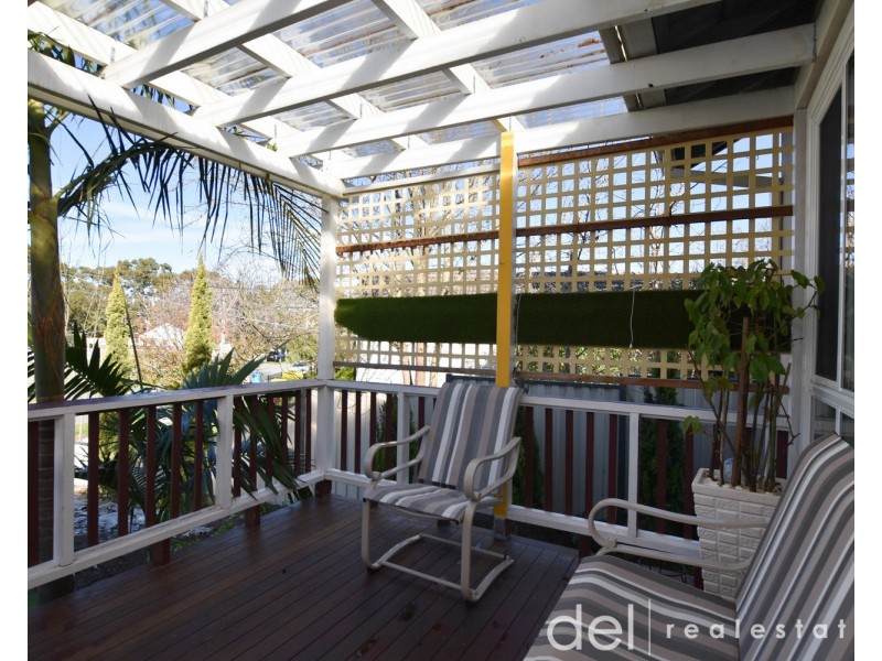 100  Paperbark Street, Doveton VIC 3177