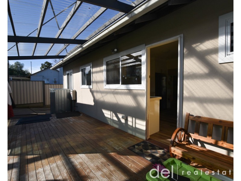 100  Paperbark Street, Doveton VIC 3177