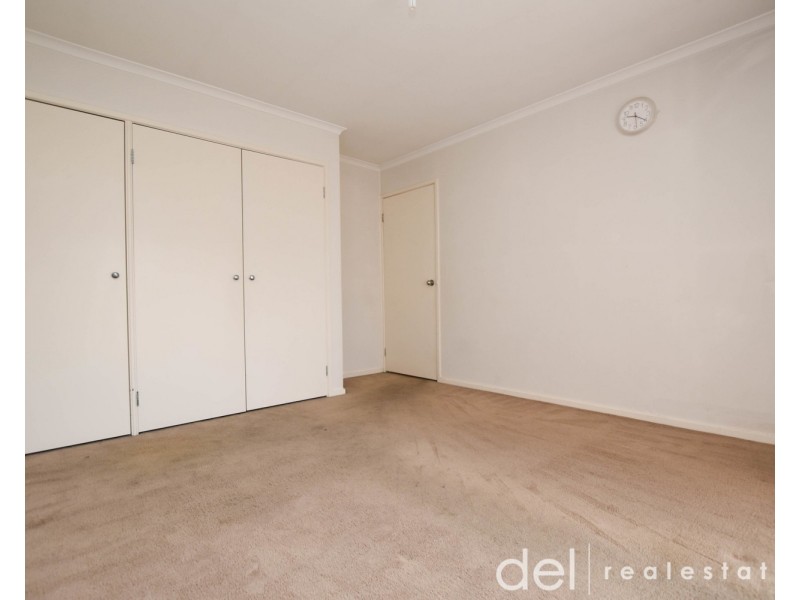 1/21 Parkview Close, Dandenong VIC 3175