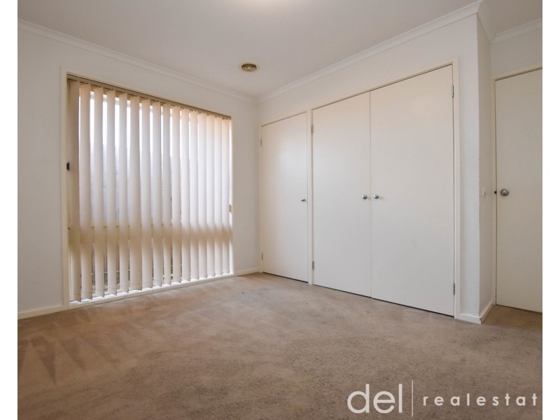 1/21 Parkview Close, Dandenong VIC 3175
