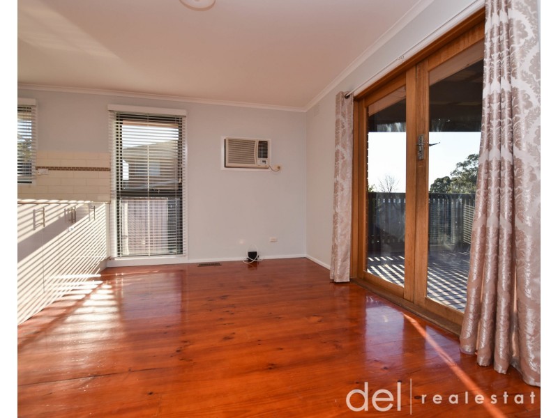 60 Crossdale Rise, Endeavour Hills VIC 3802