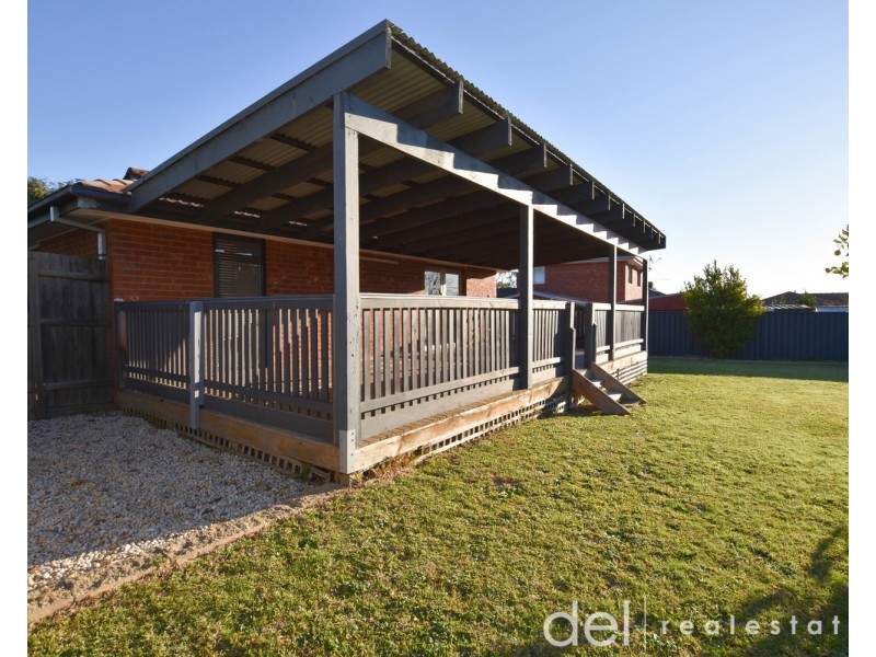 60 Crossdale Rise, Endeavour Hills VIC 3802