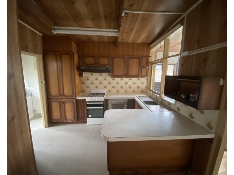 98 Police Road, Springvale VIC 3171