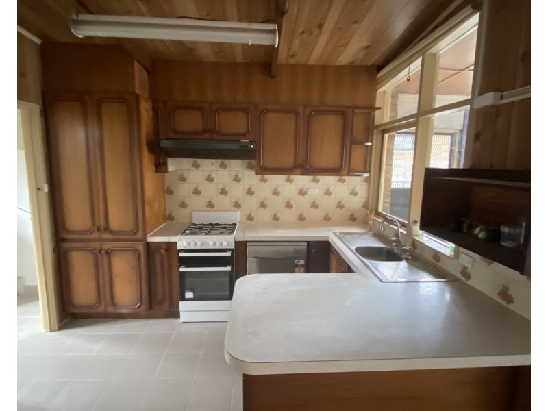 98 Police Road, Springvale VIC 3171