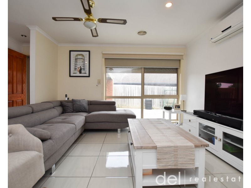 80 Warana Drive, Hampton Park VIC 3976