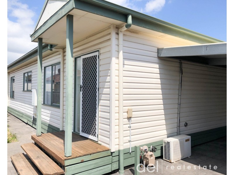 2/2 Bedwell Avenue, Dandenong VIC 3175