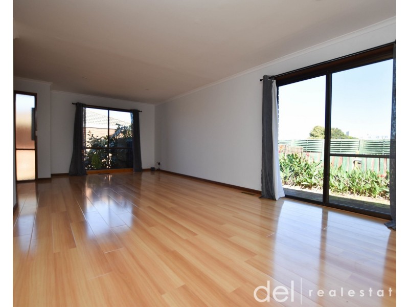 5/2 Vera Court, Dandenong VIC 3175