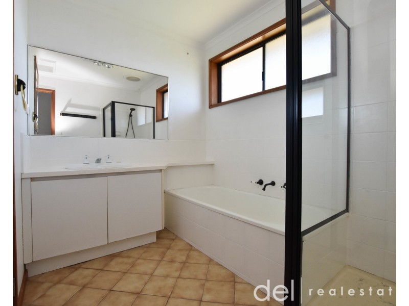 5/2 Vera Court, Dandenong VIC 3175