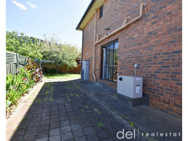 5/2 Vera Court, Dandenong VIC 3175