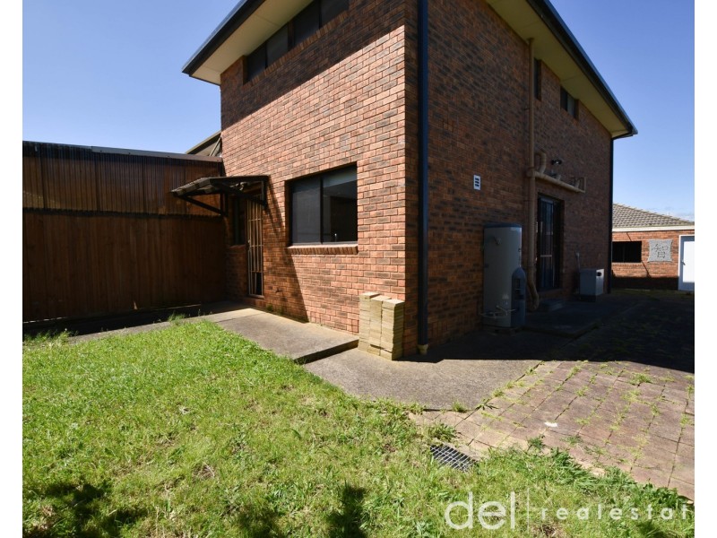 5/2 Vera Court, Dandenong VIC 3175