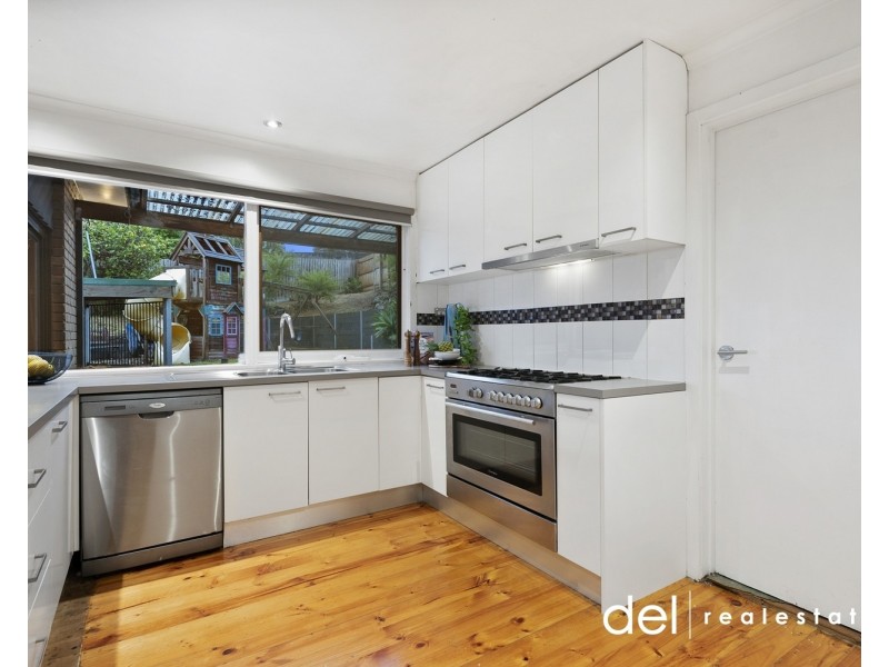 34 Burchall Grove, Dandenong North VIC 3175