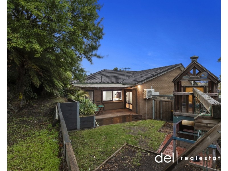 34 Burchall Grove, Dandenong North VIC 3175