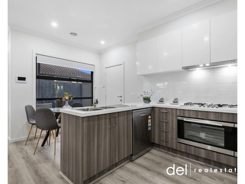 1/49 James Street, Dandenong VIC 3175