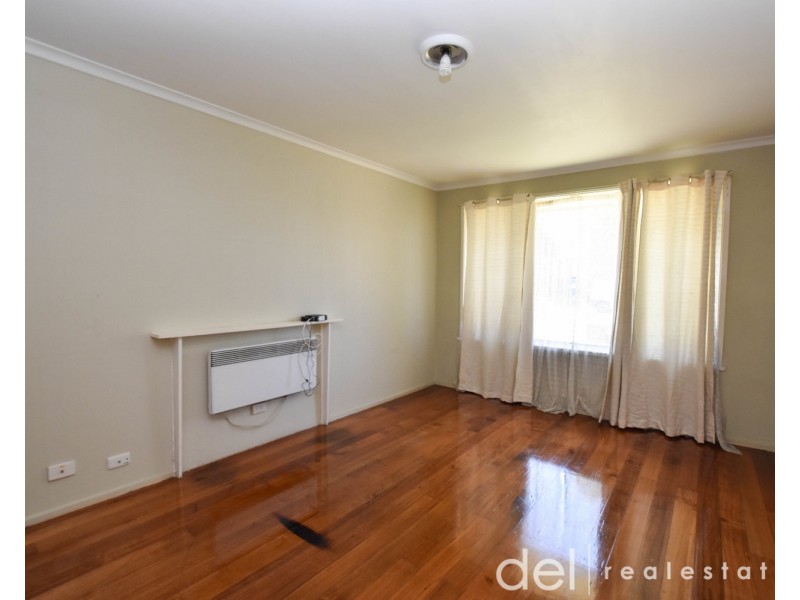 2/116 Carlton Road, Dandenong North VIC 3175