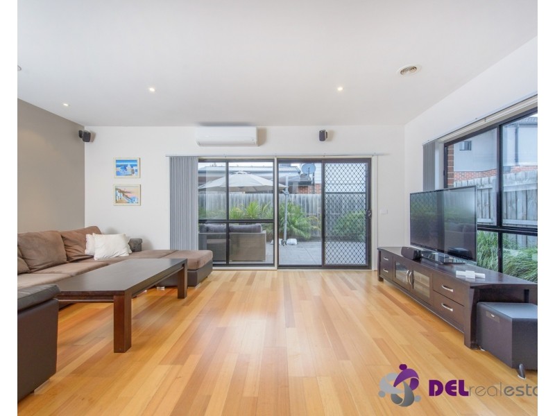 119 Melzak Way, Berwick VIC 3806