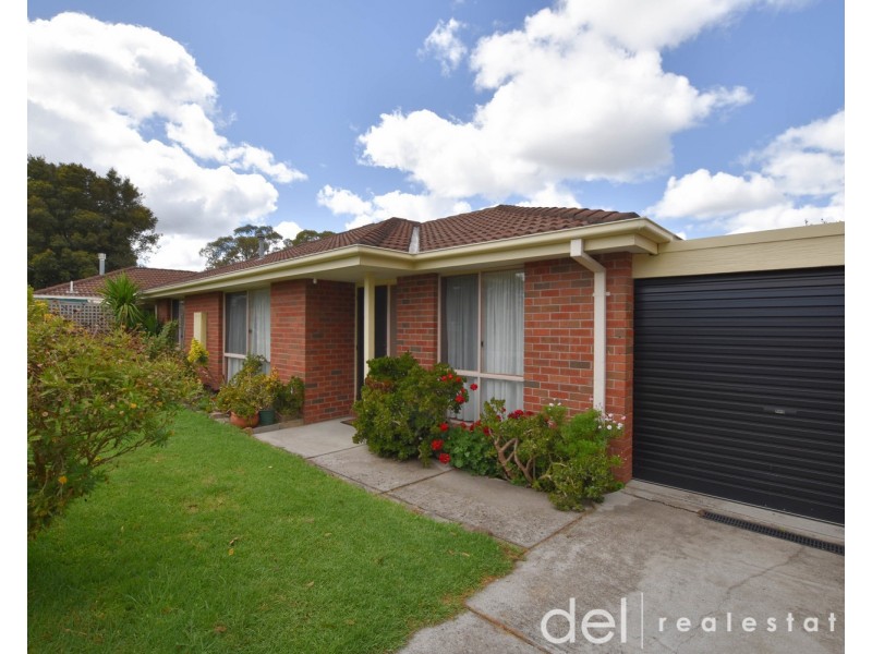 110 Cairns Road, Hampton Park VIC 3976