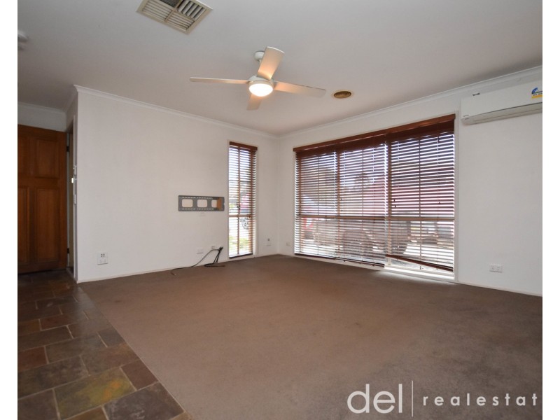 21 Carrington Crescent, Carrum Downs VIC 3201