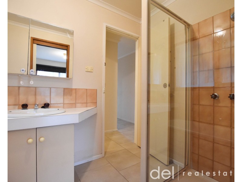 1/6 Hillbrick Court, Narre Warren VIC 3805