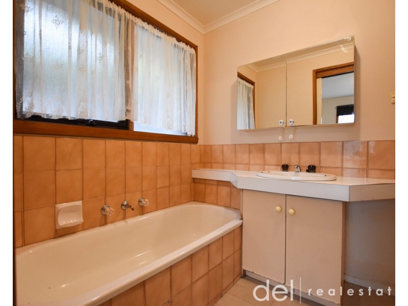 1/6 Hillbrick Court, Narre Warren VIC 3805