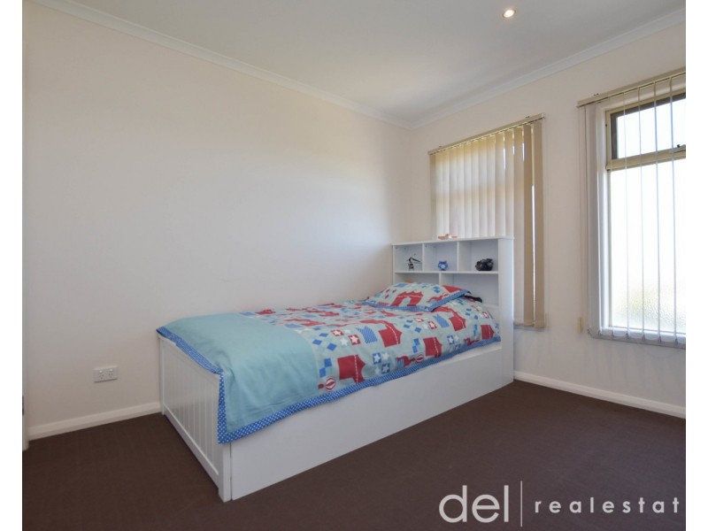 4A Gardiner Avenue, Dandenong North VIC 3175