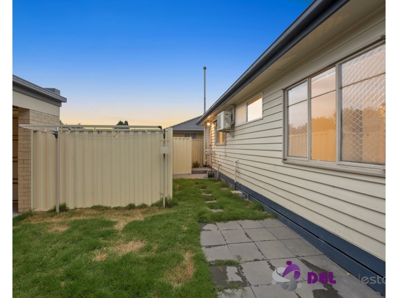 1/19 Jeffrey Street, Dandenong North VIC 3175