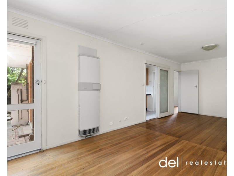 1/30 Cornwall Street, Hallam VIC 3803