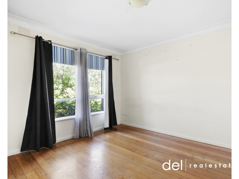 1/30 Cornwall Street, Hallam VIC 3803