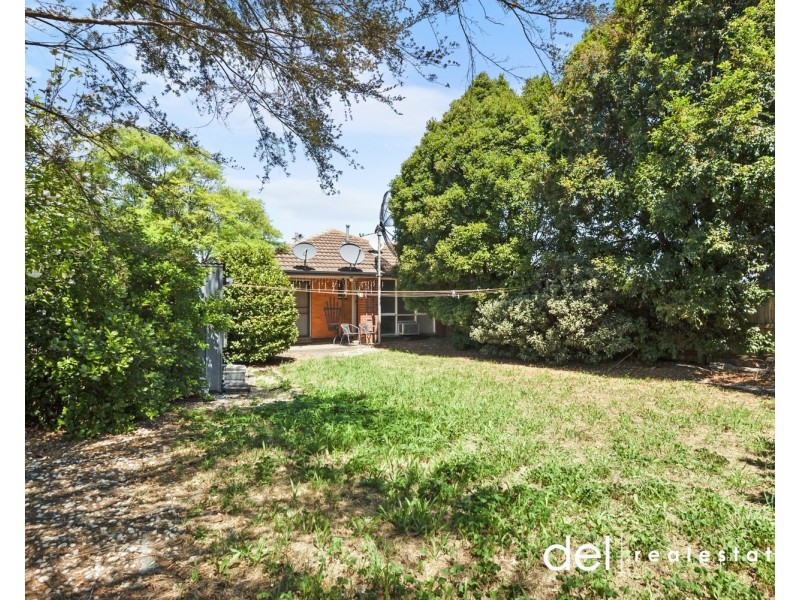 1/30 Cornwall Street, Hallam VIC 3803