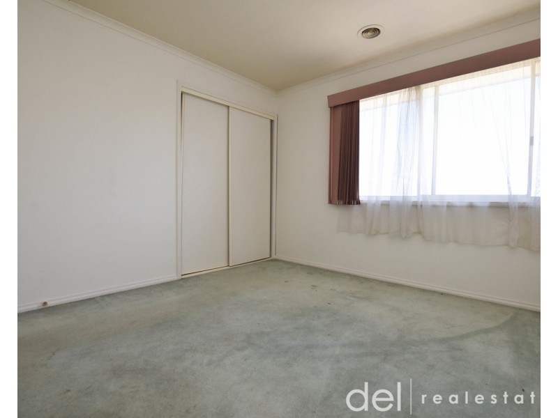 14/8 Monteith Crescent, Endeavour Hills VIC 3802