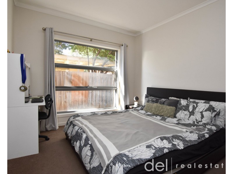 4 Hinterland Close, Lynbrook VIC 3975