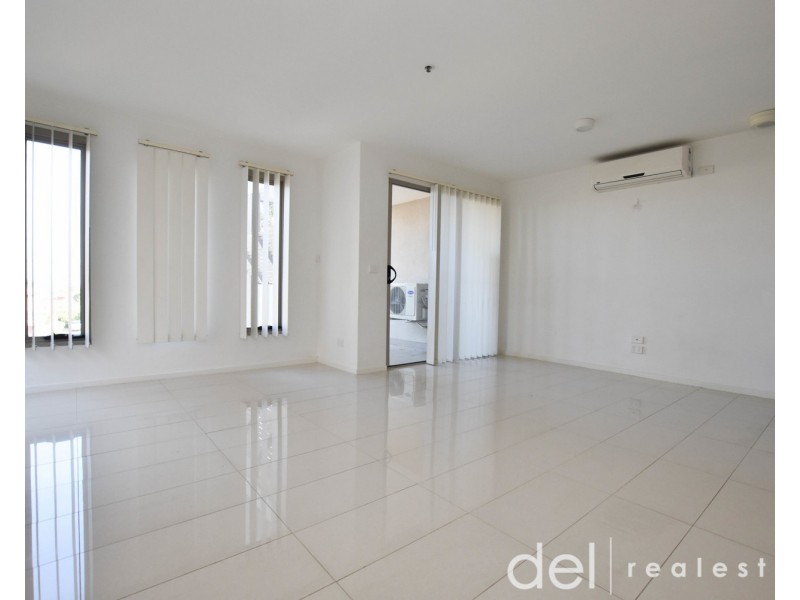 11/12 Close Avenue, Dandenong VIC 3175