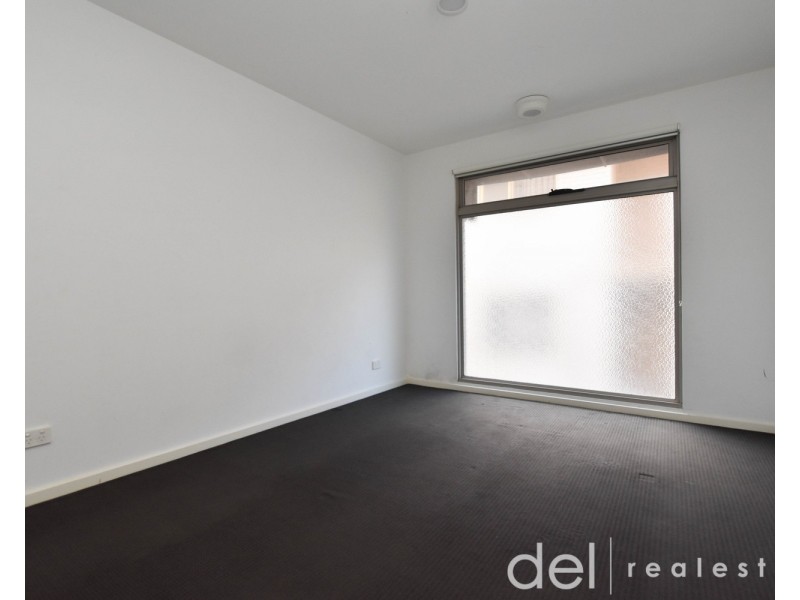 11/12 Close Avenue, Dandenong VIC 3175