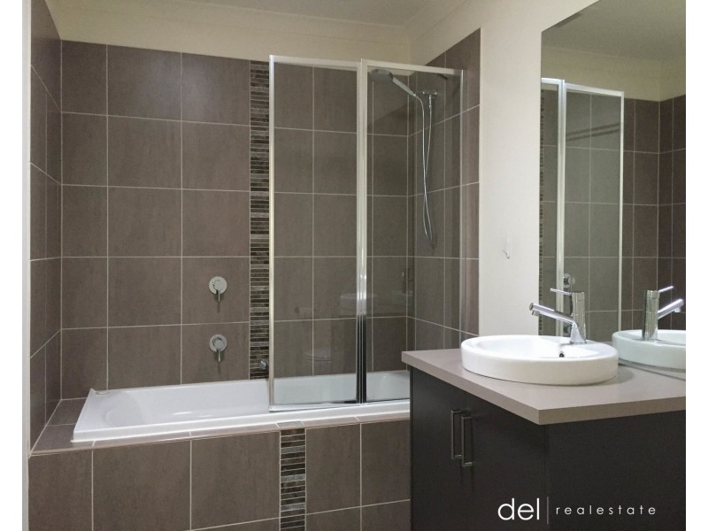 19 Alex Scott Way, Dandenong VIC 3175