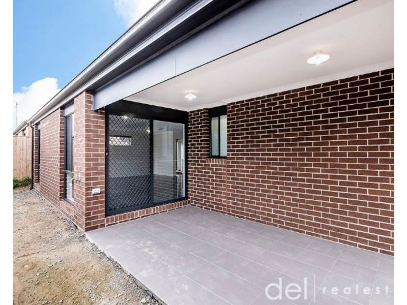 6 Gathering Street, Clyde VIC 3978