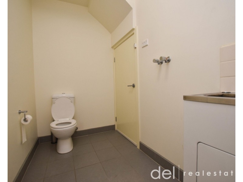 1/14 Raymond Street, Noble Park VIC 3174