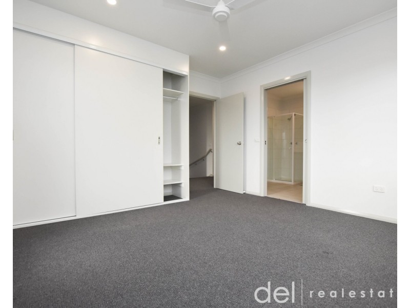 1/18 Stud Road, Dandenong VIC 3175