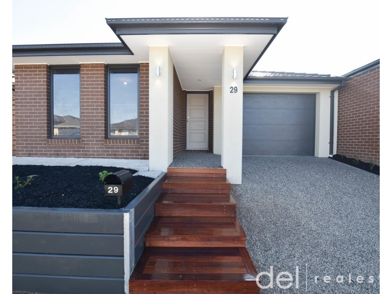 29 Fortitude Circuit, Clyde VIC 3978