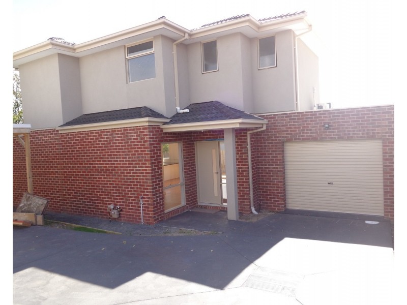 2/35 Grace Avenue, Dandenong VIC 3175