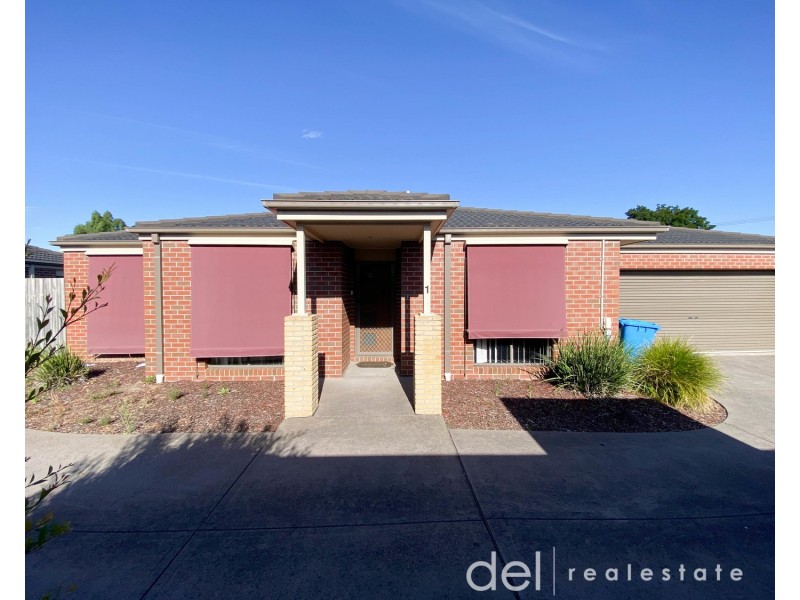 11/11-13 Elizabeth Street, Cranbourne North VIC 3977