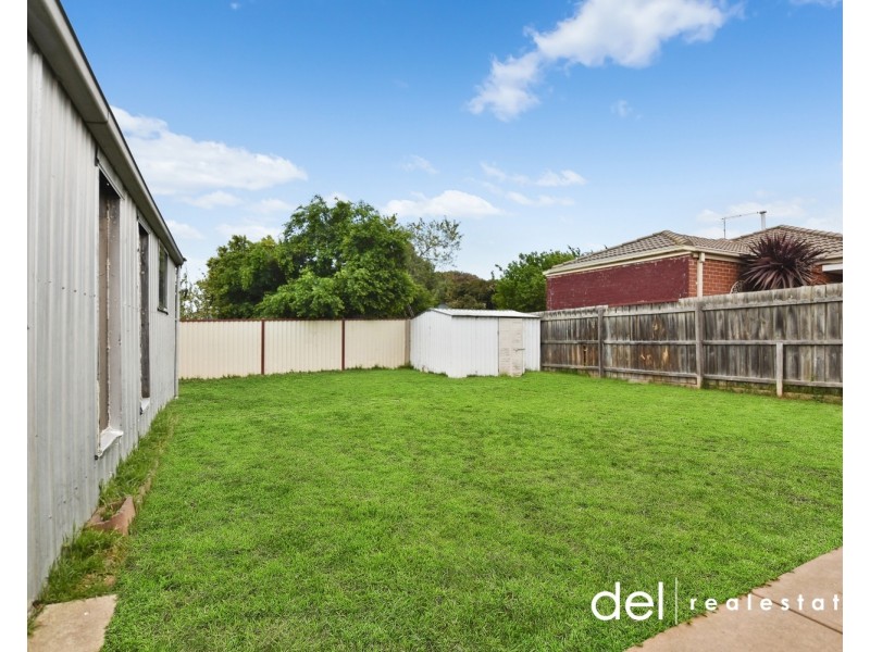 80 Warana Drive, Hampton Park VIC 3976