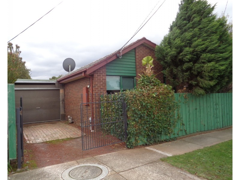 129 Loch Road, Dandenong North VIC 3175
