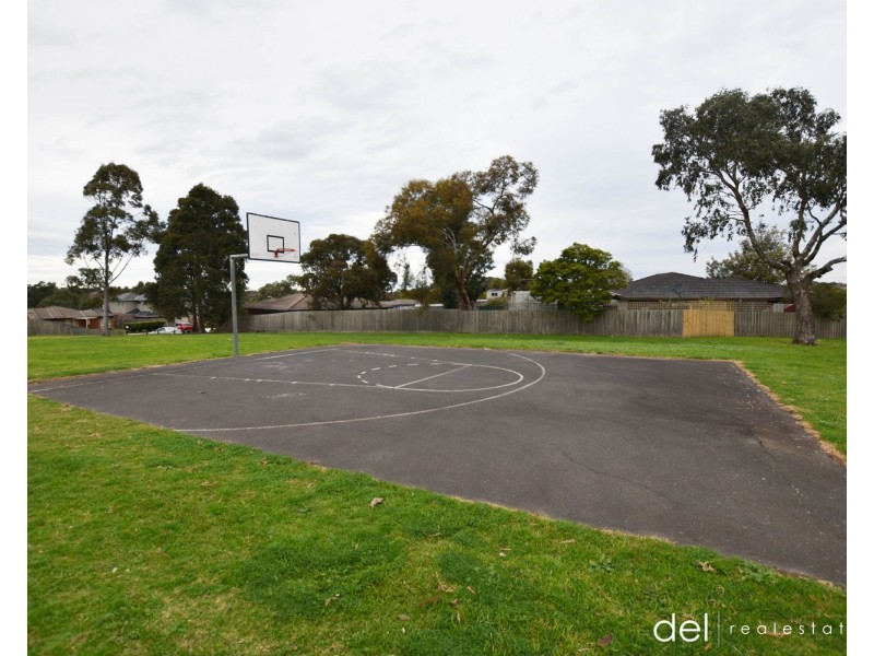 16B Rimington Court, Hampton Park VIC 3976