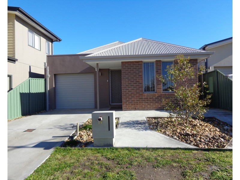 14 Steven Street, Dandenong VIC 3175